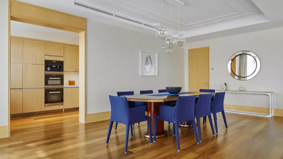 Flush plastered ceilings editorial - livingroom
